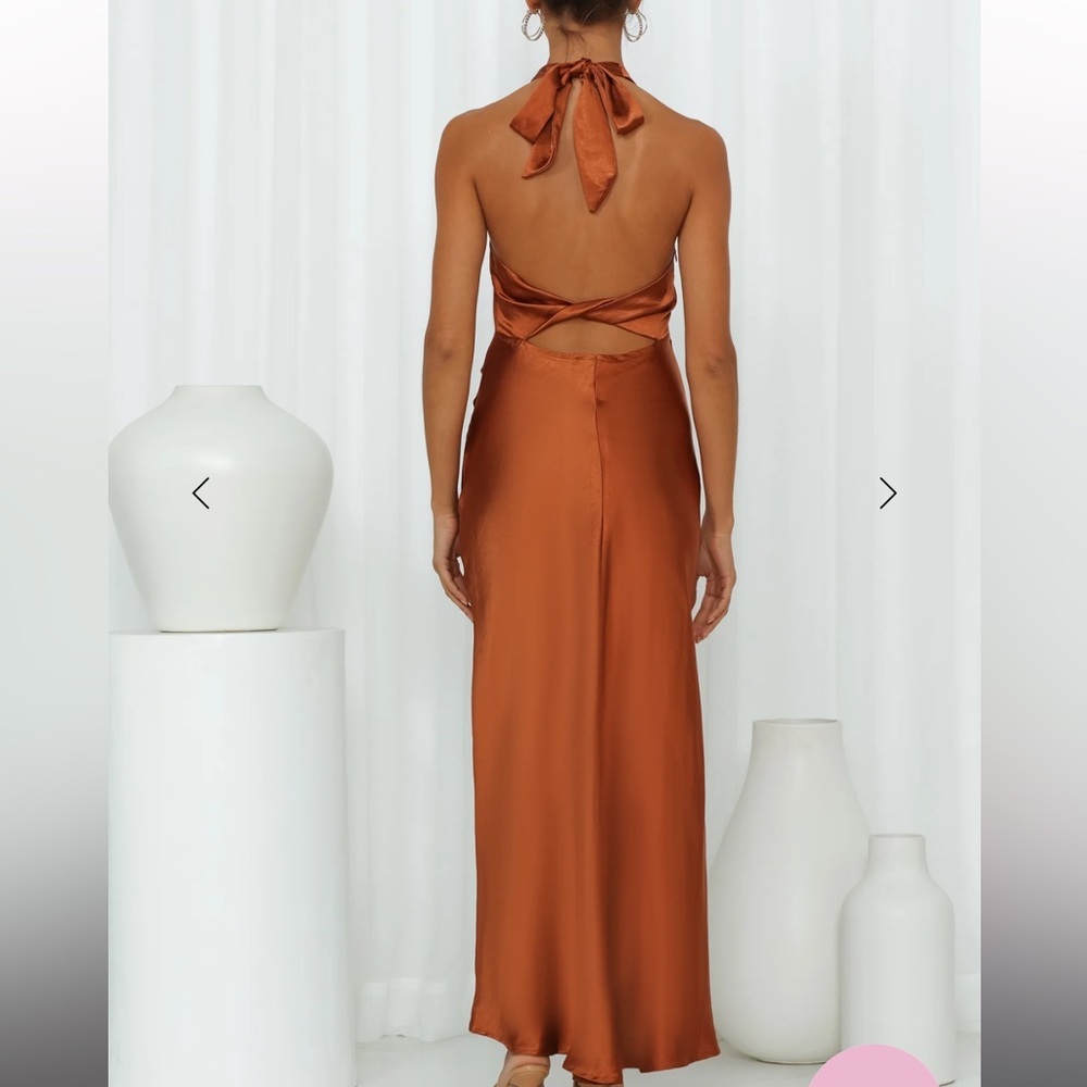 Hello Molly LIGHT MINDS SATIN MAXI DRESS CHOCOLATE halter neck twist back sz 4 - Picture 4 of 12